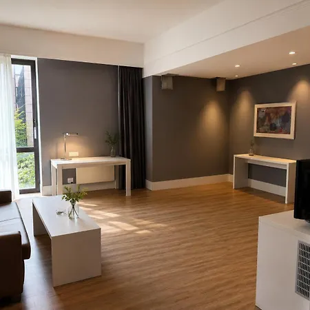 Hotel Guestified Grand Airport Düsseldorf 4*