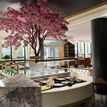 Guestified Grand Airport Duesseldorf Hotel 4*